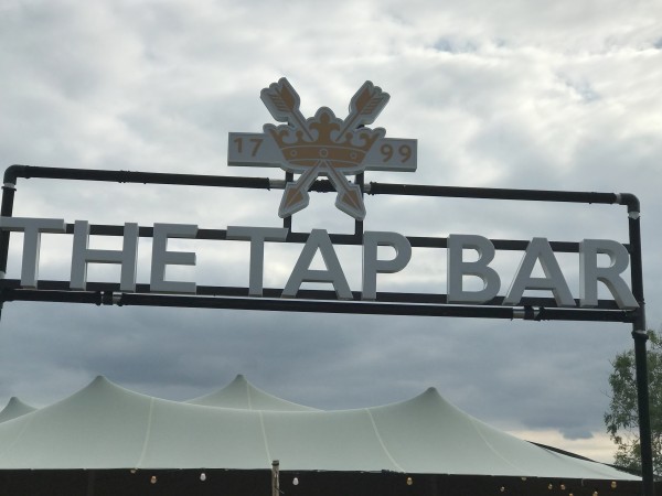 tap bar