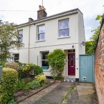 2 bedroom Semi Detached Period Property For Sale - Whitecross Square, Cheltenham, GL53 7AX - £450,000