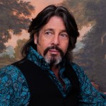 BRAND NEW COMPETITION: WIN a Pair of Tickets to see Laurence Llewelyn-Bowen at the Gloucester History Festival Spring Weekend 2025